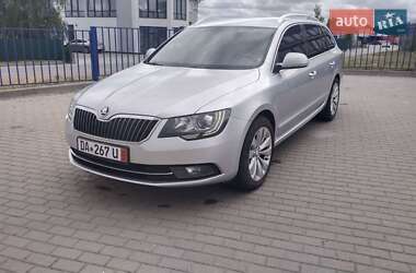 Универсал Skoda Superb 2013 в Ковеле