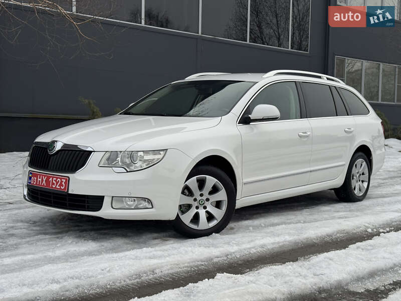 Skoda Superb 2011 Skoda Superb 2011