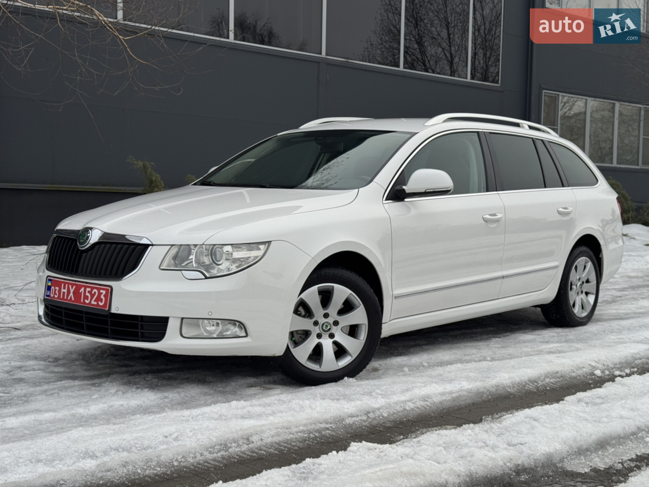 2011 Skoda Superb - мініатюра 88