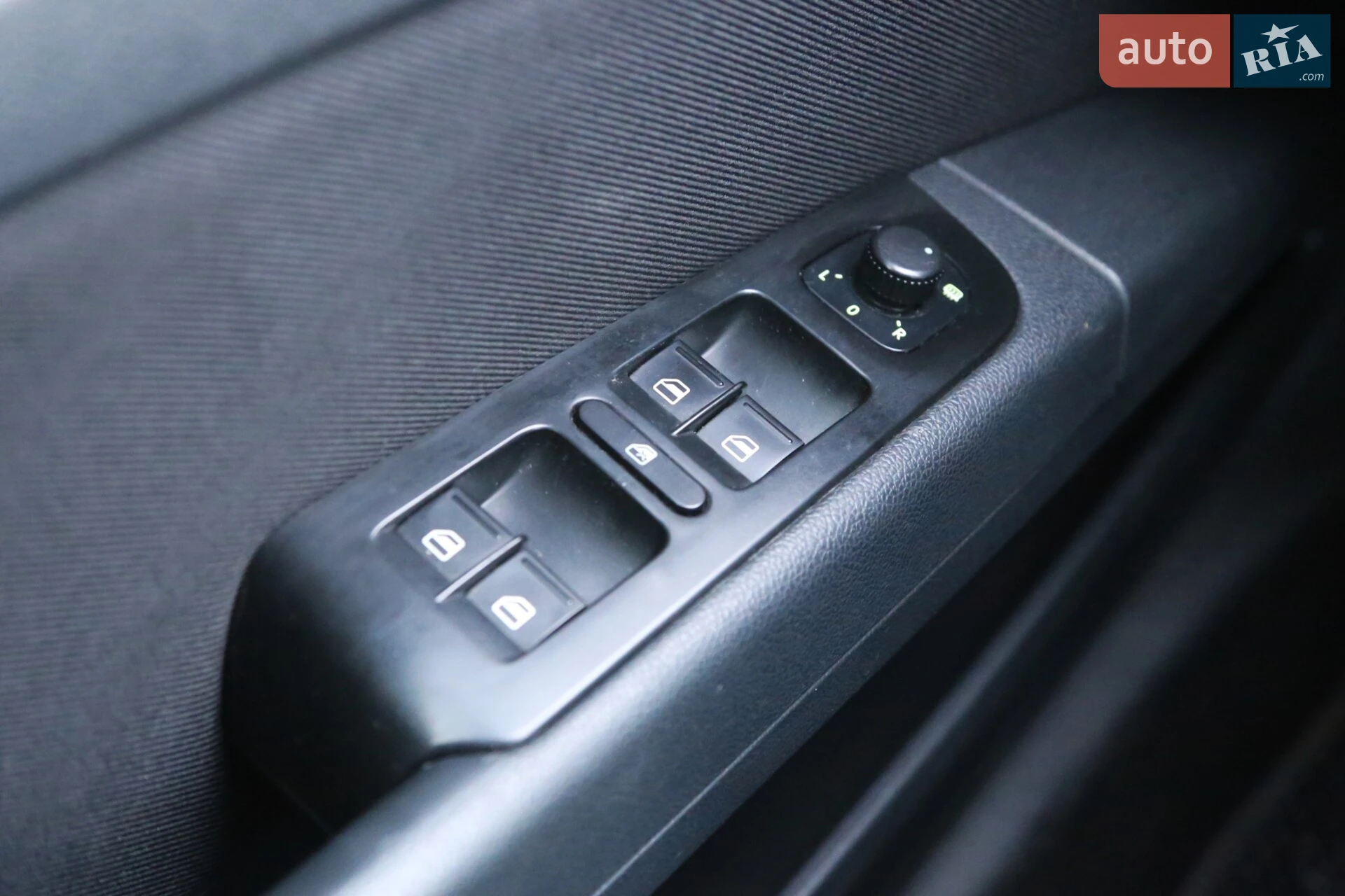 2011 Skoda Superb - мініатюра 23