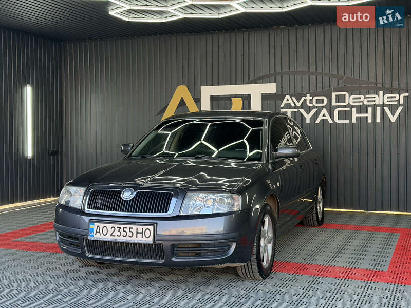 Ліфтбек Skoda Superb 2006 в Тячеві