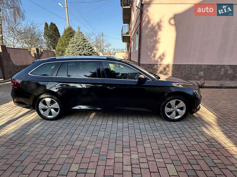 Универсал Skoda Superb 2016 в Самборе
