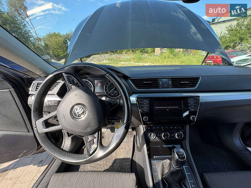 Універсал Skoda Superb 2016 в Бродах