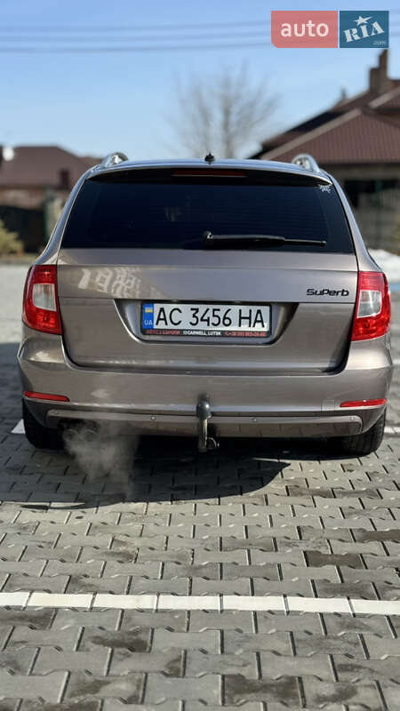 Універсал Skoda Superb 2010 в Луцьку