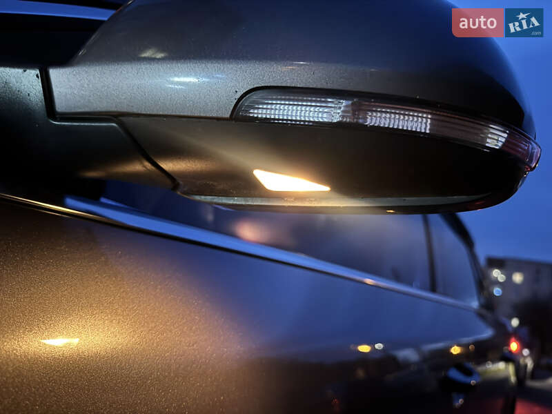 Універсал Skoda Superb 2010 в Луцьку