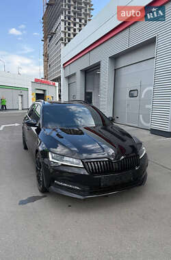 Універсал Skoda Superb 2019 в Києві