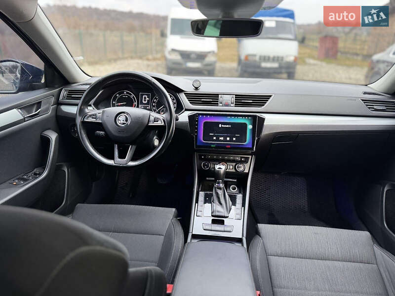 Лифтбек Skoda Superb 2015 в Нижней Апше