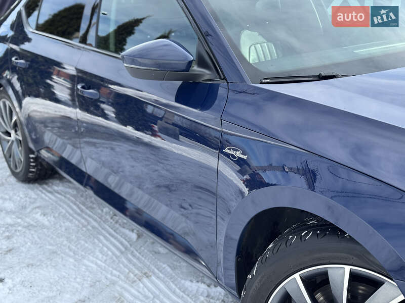 Ліфтбек Skoda Superb 2017 в Львові