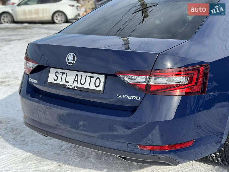 Ліфтбек Skoda Superb 2017 в Львові