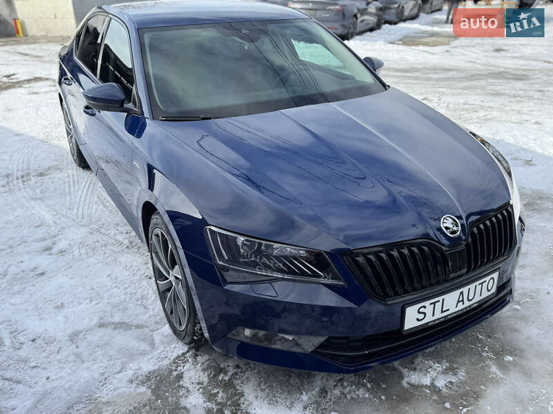 Ліфтбек Skoda Superb 2017 в Львові
