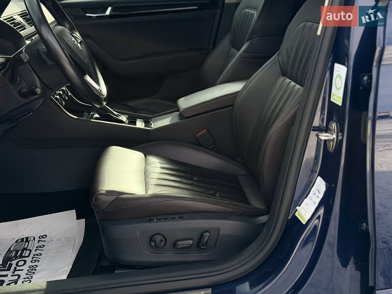 Ліфтбек Skoda Superb 2017 в Львові