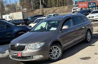 Універсал Skoda Superb 2010 в Вінниці