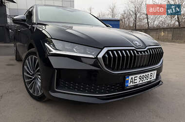 Лифтбек Skoda Superb 2025 в Кривом Роге