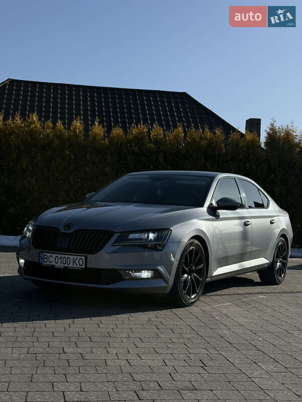 Ліфтбек Skoda Superb 2017 в Львові