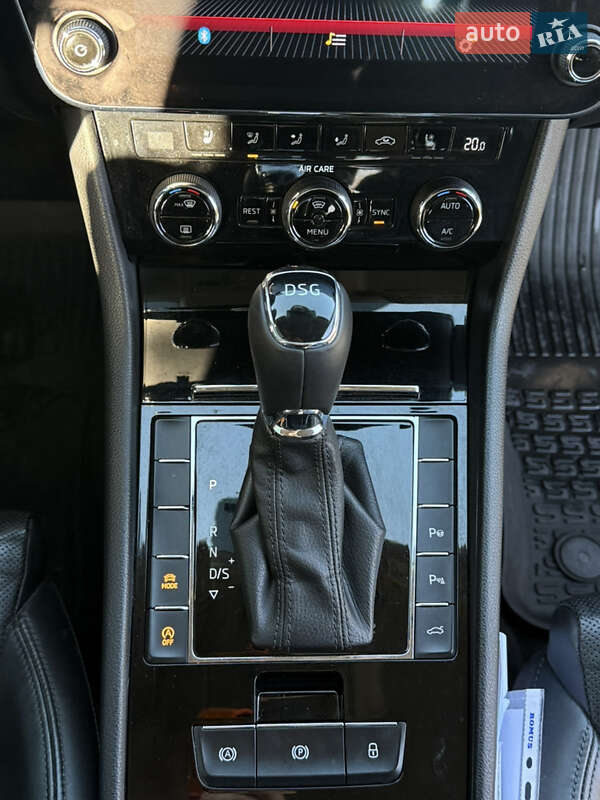 Ліфтбек Skoda Superb 2017 в Львові