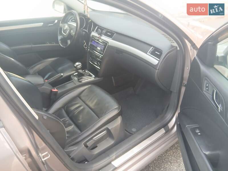 Универсал Skoda Superb 2010 в Киеве фото 10 Универсал Skoda Superb 2010 в Киеве