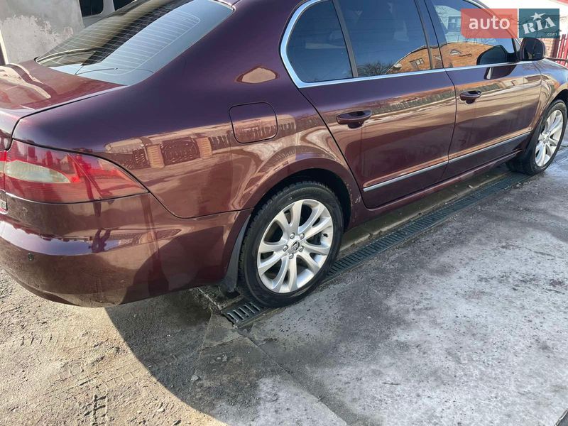 Ліфтбек Skoda Superb 2010 в Львові
