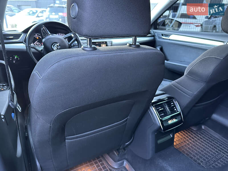 Лифтбек Skoda Superb 2016 в Ивано-Франковске