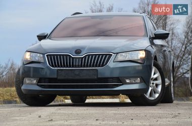 Универсал Skoda Superb 2015 в Трускавце