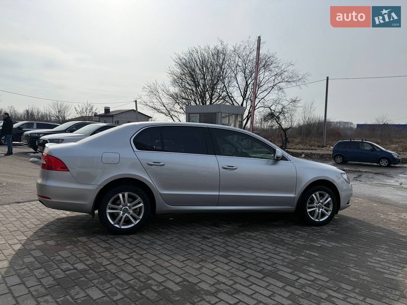 Лифтбек Skoda Superb 2013 в Полтаве