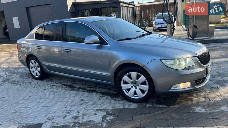 Лифтбек Skoda Superb 2008 в Самборе