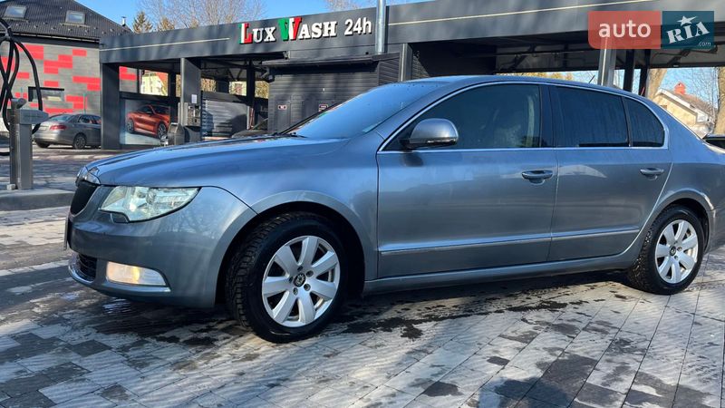 Лифтбек Skoda Superb 2008 в Самборе