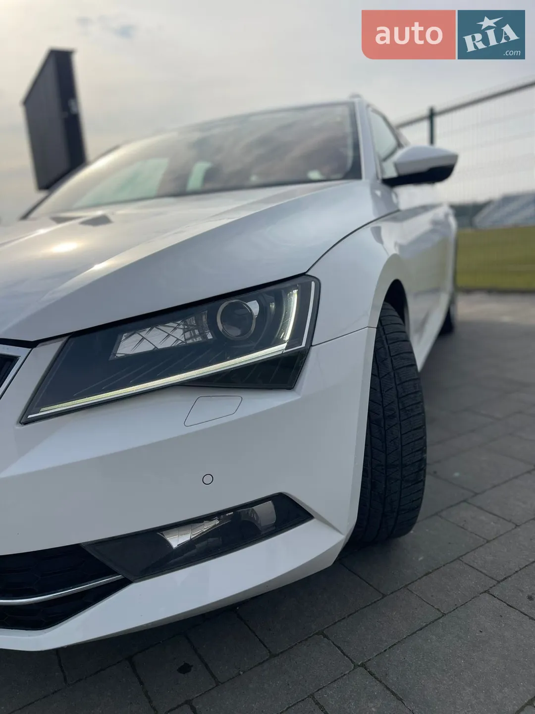 2016 Skoda Superb - мініатюра 16