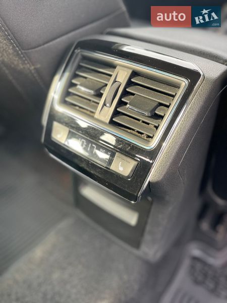 Універсал Skoda Superb 2016 в Ужгороді