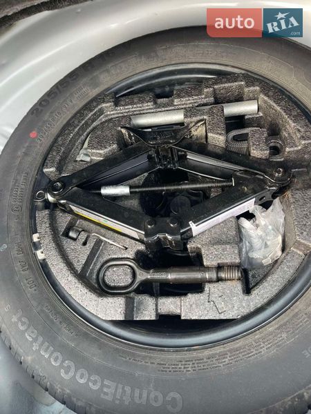 Універсал Skoda Superb 2016 в Ужгороді