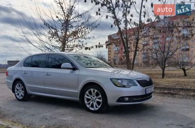Лифтбек Skoda Superb 2013 в Кривом Роге