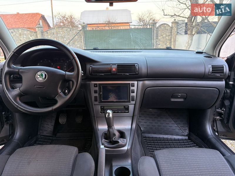 Ліфтбек Skoda Superb 2003 в Коломиї