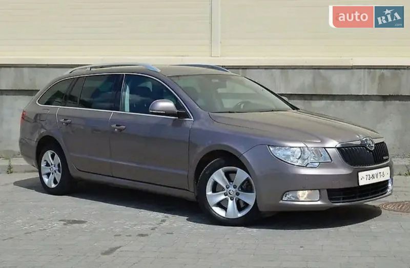 Універсал Skoda Superb 2010 в Береговому