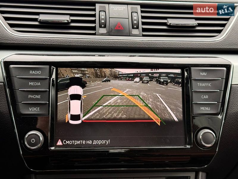 Лифтбек Skoda Superb 2015 в Кривом Роге