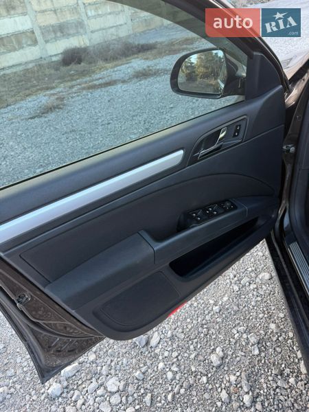 Лифтбек Skoda Superb 2012 в Каменском