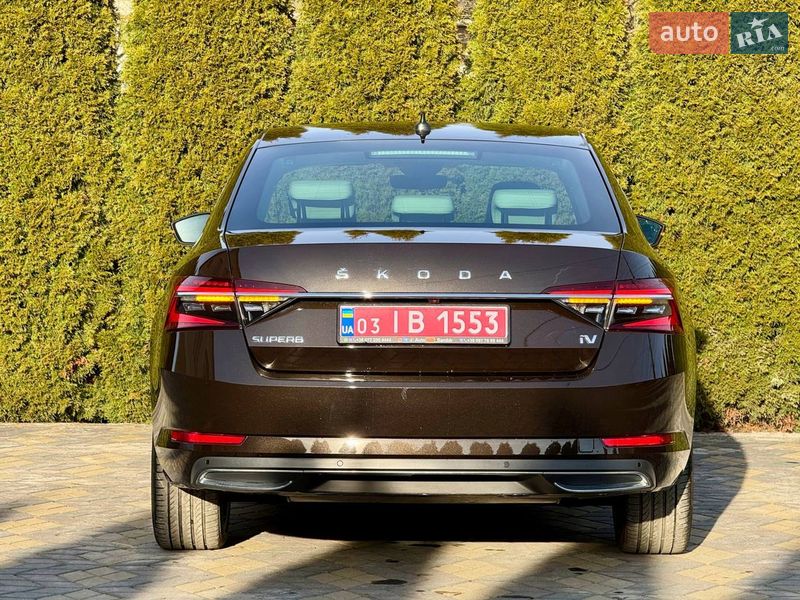 Ліфтбек Skoda Superb 2020 в Хусті
