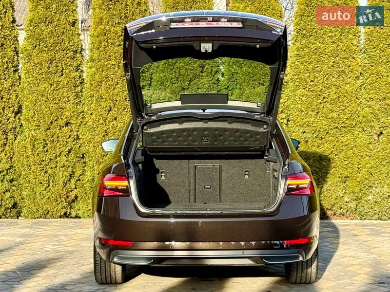 Ліфтбек Skoda Superb 2020 в Хусті