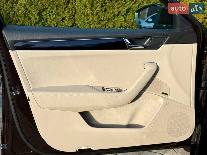 Ліфтбек Skoda Superb 2020 в Хусті