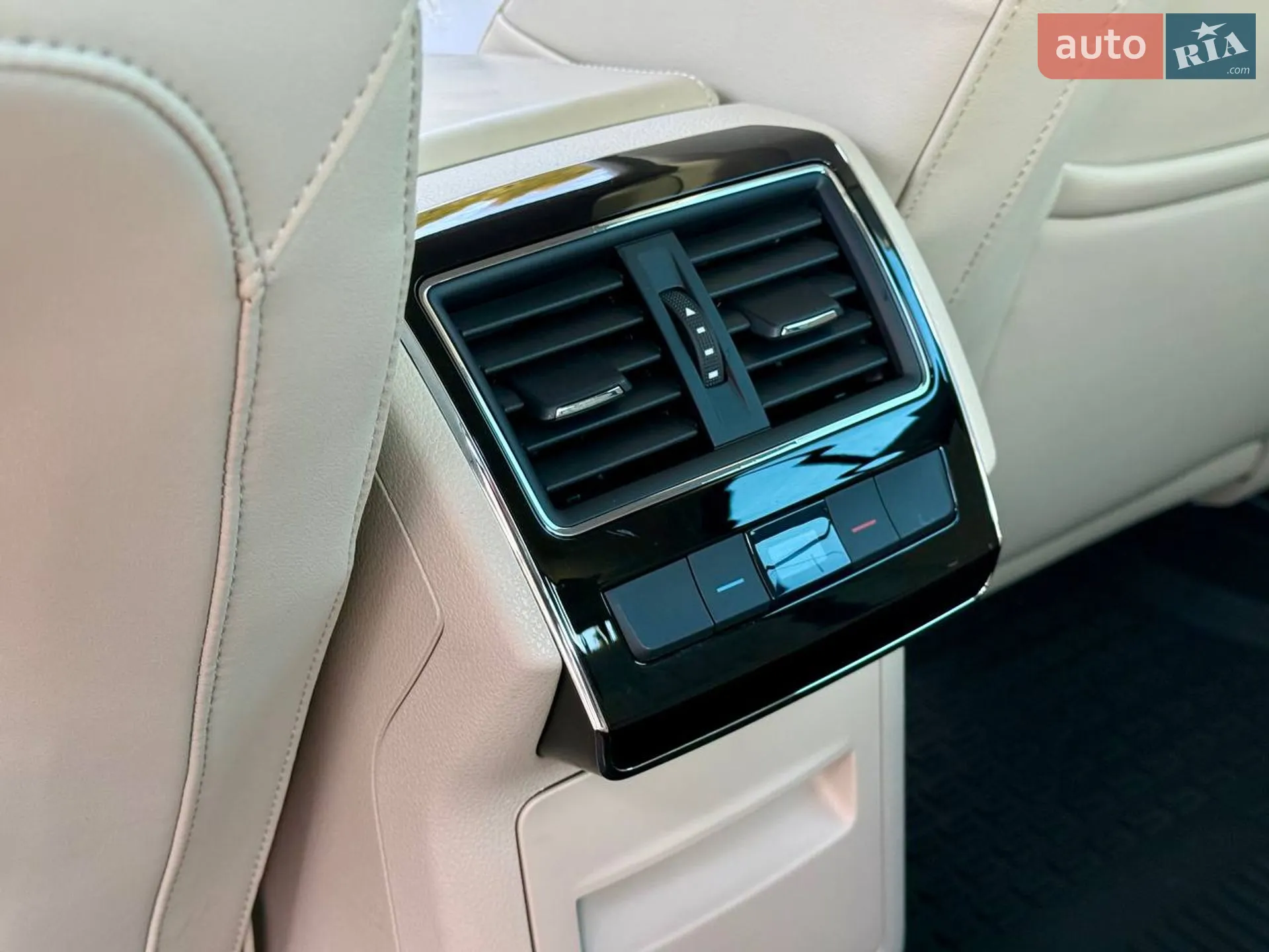2020 Skoda Superb - мініатюра 46