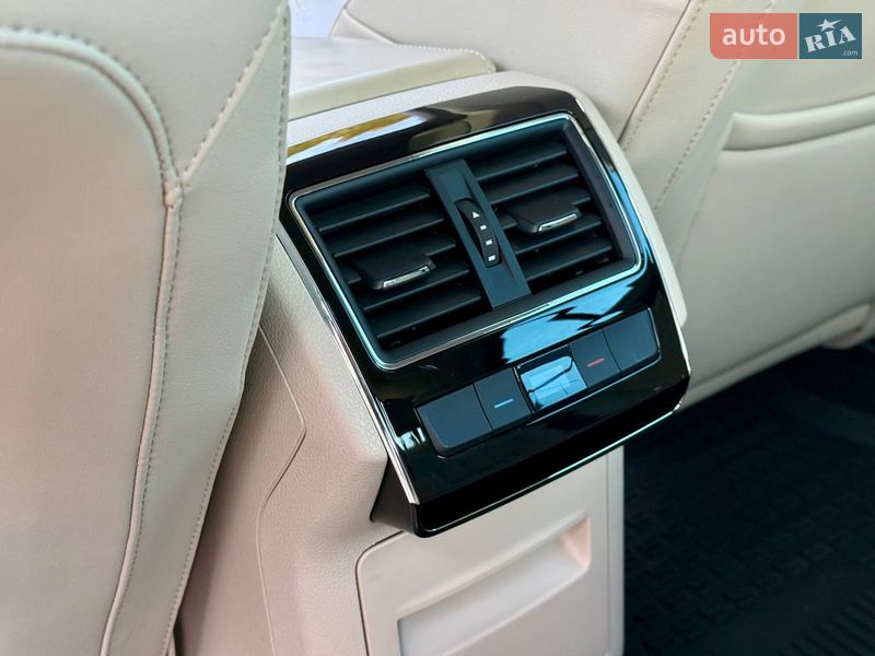 Ліфтбек Skoda Superb 2020 в Хусті