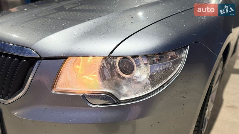 Универсал Skoda Superb 2012 в Ужгороде