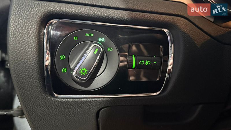 Универсал Skoda Superb 2012 в Ужгороде