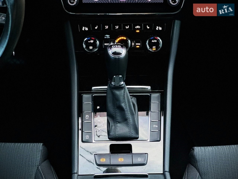 Лифтбек Skoda Superb 2019 в Киеве