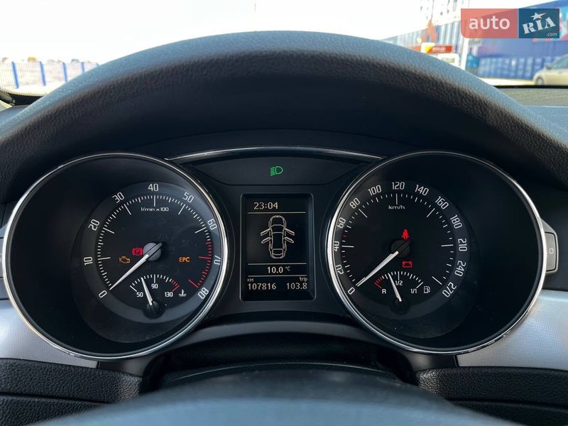 Лифтбек Skoda Superb 2012 в Луцке