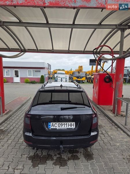 Універсал Skoda Superb 2013 в Луцьку