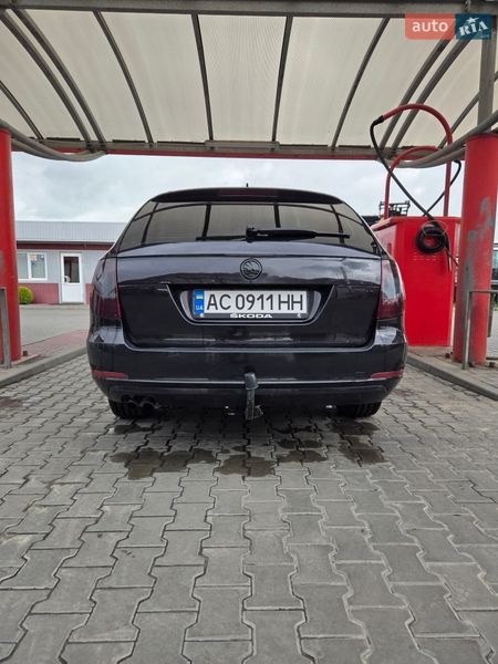 Універсал Skoda Superb 2013 в Луцьку