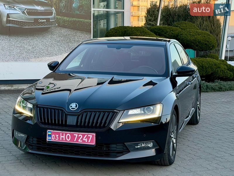 Лифтбек Skoda Superb 2017 в Луцке