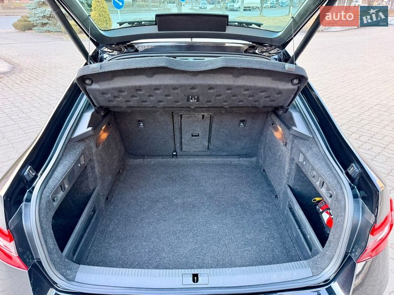 Лифтбек Skoda Superb 2017 в Луцке