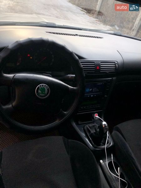 Лифтбек Skoda Superb 2006 в Диканьке