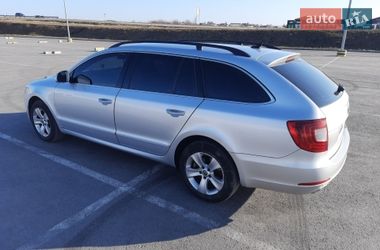 Універсал Skoda Superb 2010 в Львові