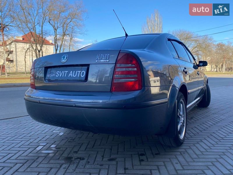 Лифтбек Skoda Superb 2006 в Николаеве
